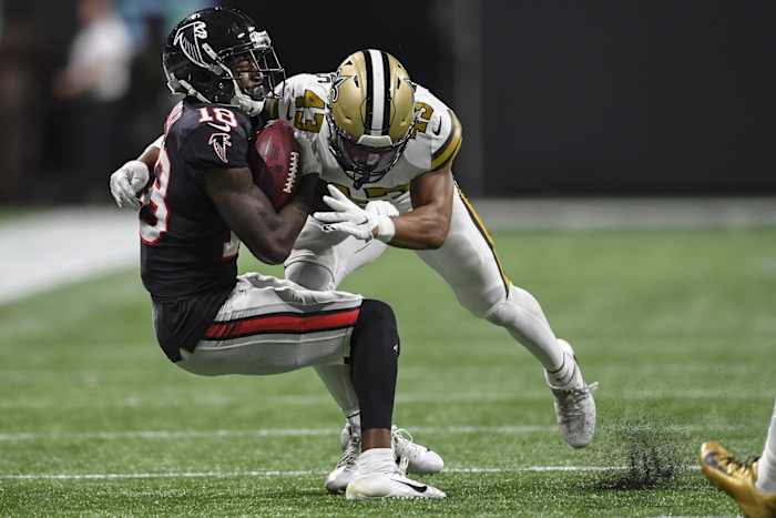 New Orleans safety Marcus Williams (43) tackles Atlanta receiver Calvin Ridley (18). Mandatory Credit: Dale Zanine-USA TODAY Sports